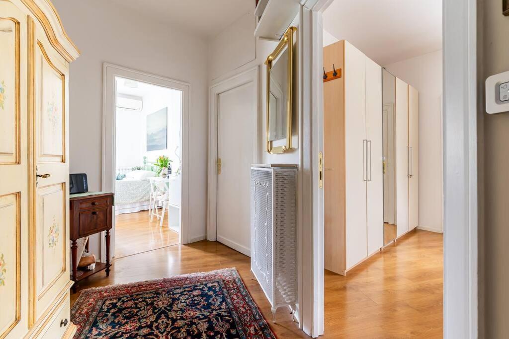 Vatican Almond Tree Penthouse Apartamento *