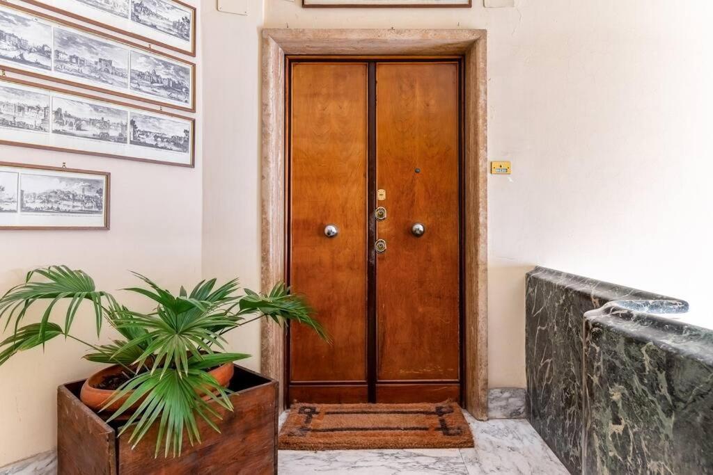 Vatican Almond Tree Penthouse